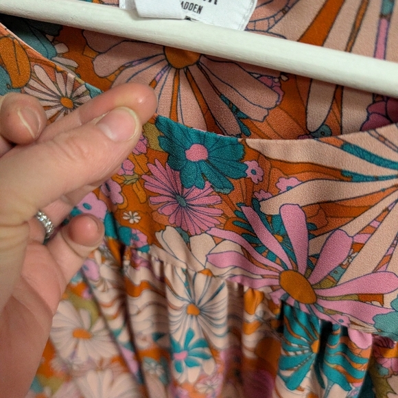 BB Dakota Retrospect Floral Mini Dress - Picture 4 of 6